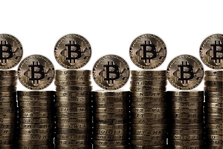 Preço do Bitcoin cai 4%