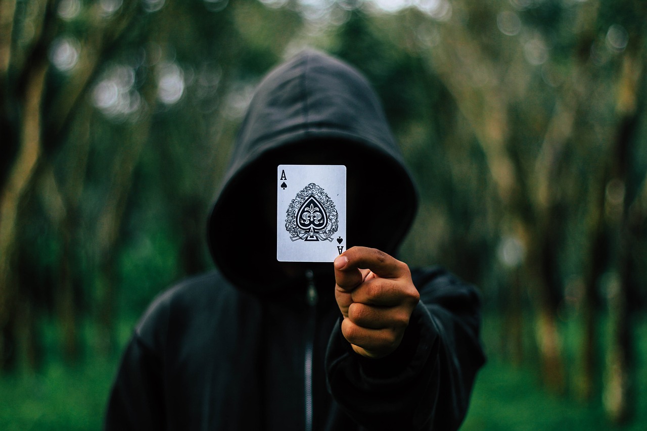 Fraude feita por Jogador de Pôquer