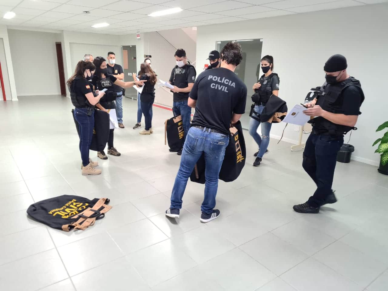 Polícia Civil de Santa Catarina Operação Co-incidência