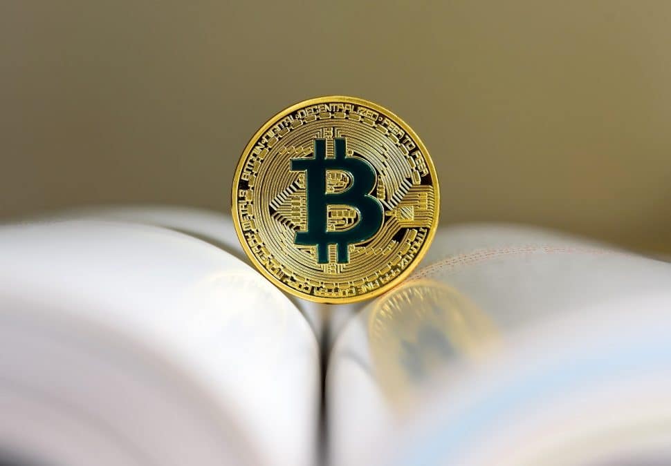 Bitcoin em destaque capa