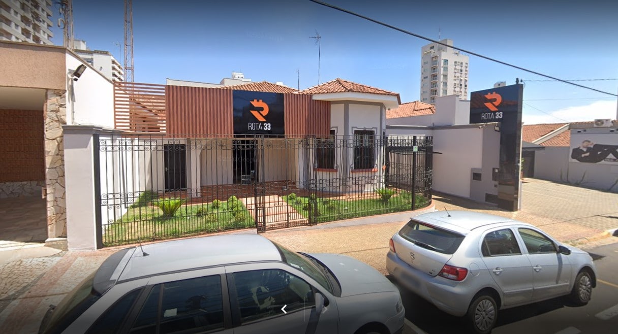 Rota 33, empresa suspeita de operar pirâmide financeira no Brasil