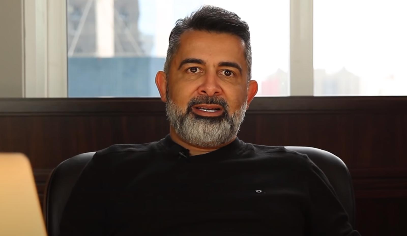 Claudio Oliveira. "Rei do Bitcoin"