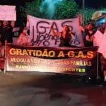 Manifestantes ocuparam a Avenida Wilson Mendes, em Cabo Frio — Foto: Reprodução/Facebook RLagos Notícias
