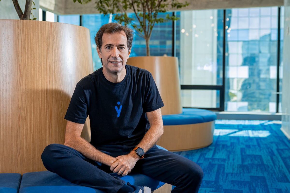 André Portilho com camiseta da Mynt, BTG Pactual