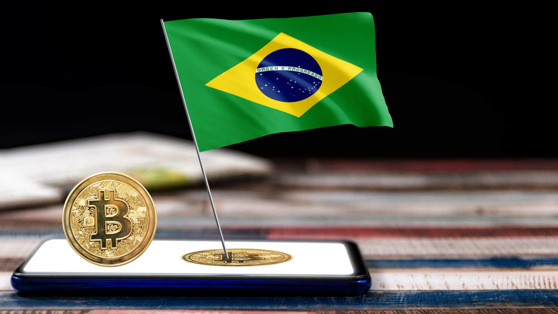 Bitcoin e bandeira do Brasil