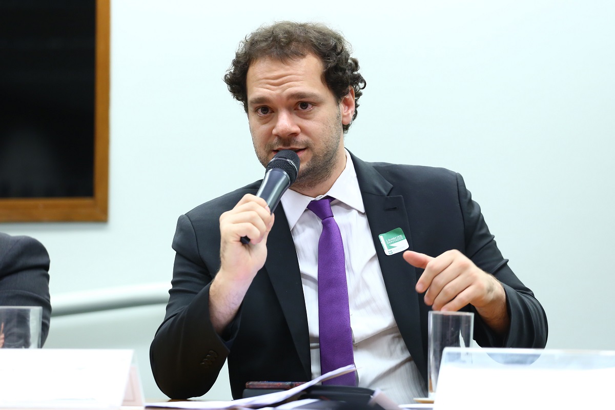 Tiago Reis em audiência pública na Câmara dos Deputados sobre criptomoedas