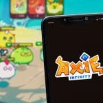 Tela do Axie Infinity e celular