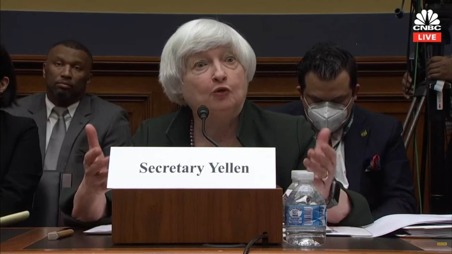 Janet Yellen, secretária do Tesouro dos EUA, falando sobre stablecoins. Fonte: YouTube / Reprodução