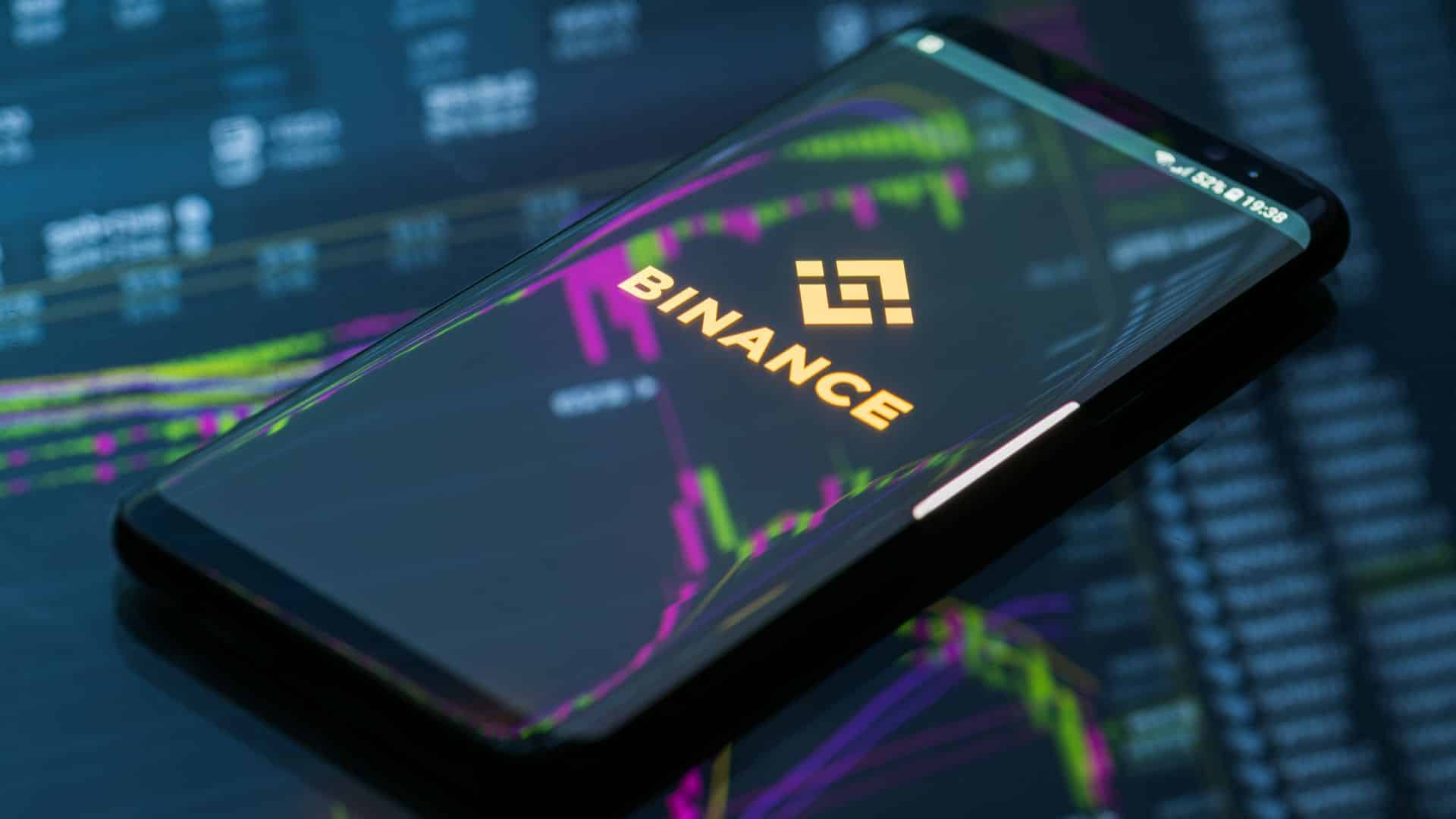 Aplicativo da Binance em smartphone.