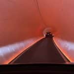 Tunel da The Boring Company, empresa de Elon Musk que aceita Dogecoin. Fonte: YouTube/Reprodução.