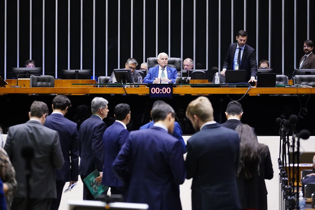 Plenário da Câmara em Sessão Extraordinária Deliberativa em 23 de novembro de 2022