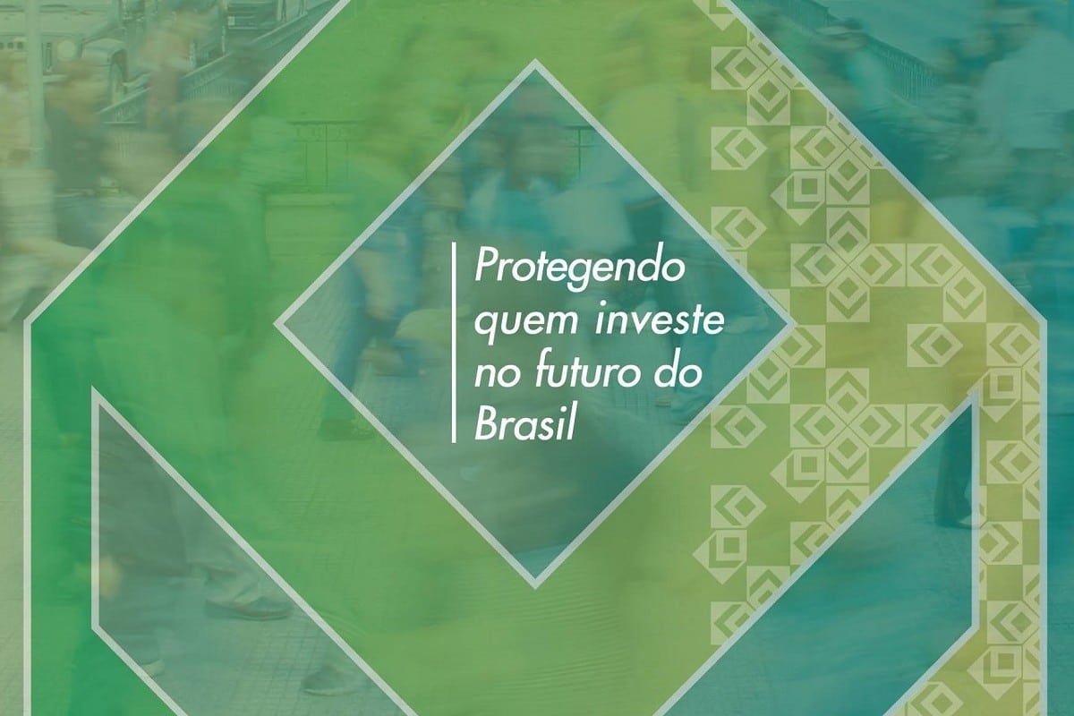 Slogan da CVM em página do Facebook