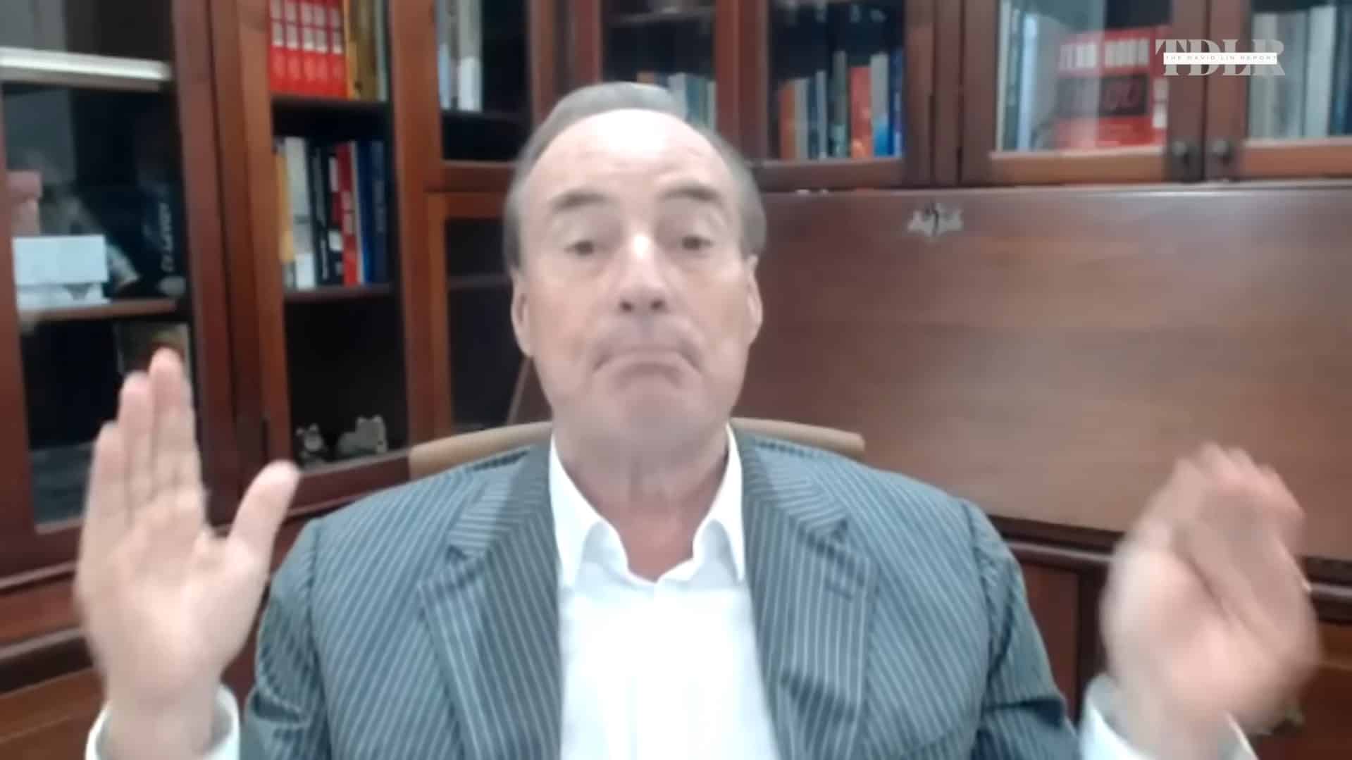 Harry Dent, autor do best-seller A Próxima Grande Depressão, falando sobre Bitcoin.