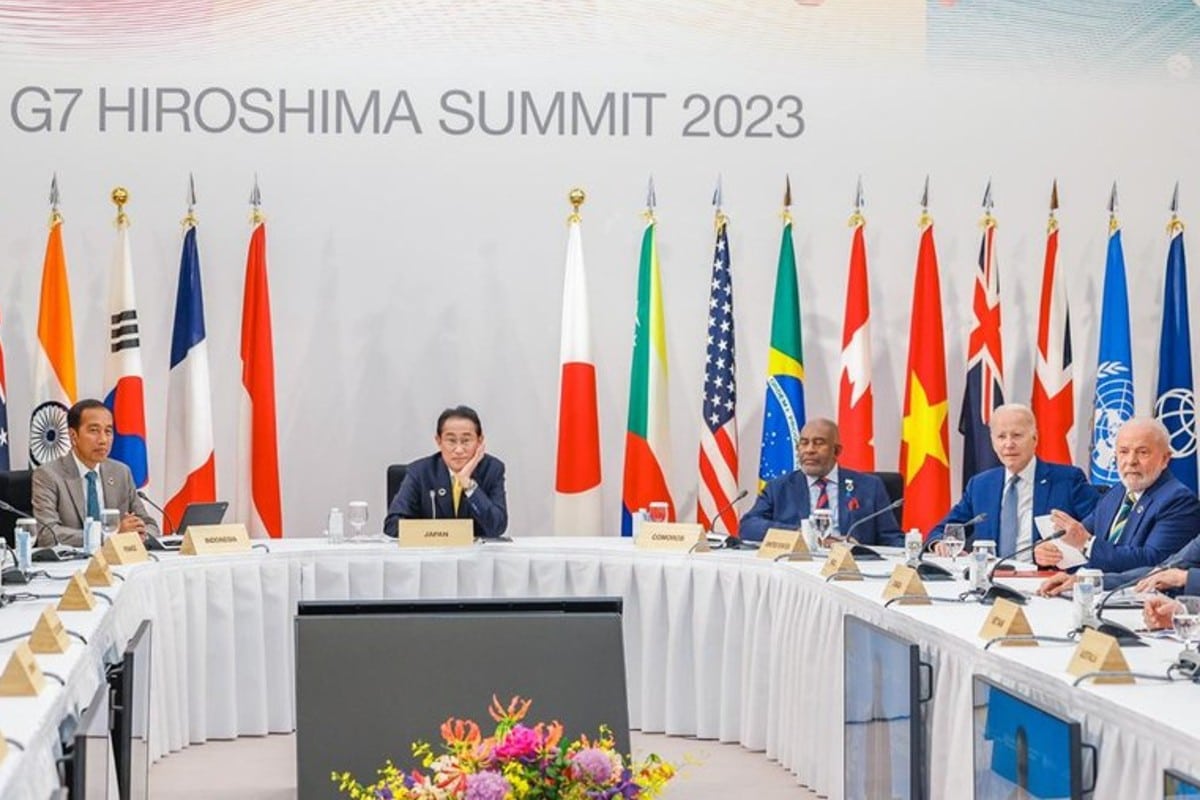 Presidentes em encontro do G7, ao lado direito presidente do Brasil, Lula, ao lado de Joe Biden, dos EUA
