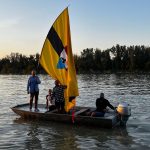 Barco com moradores de Liberland, país entre Sérvia e Croácia