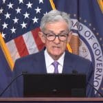 Jerome Powell, presidente do Fed, falando sobre a economia americana. Fonte: Federal Reserve.