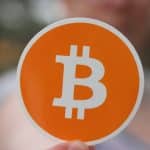 Símbolo do bitcoin laranja