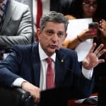 Em pronunciamento, à bancada, senador Rogério Carvalho (PT-SE). Foto: Roque de Sá/Agência Senado