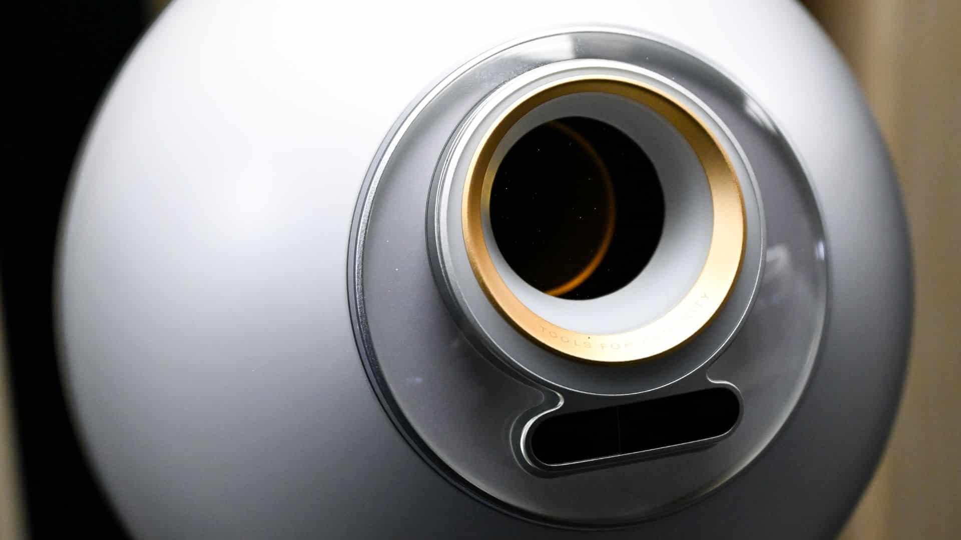 Novo ORB da World para leitura da íris das pessoas