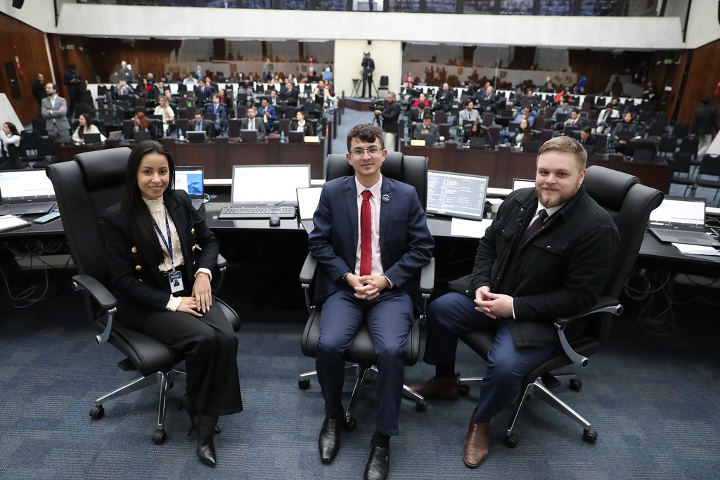 Parlamento Universitário da Assembleia Legislativa do Paraná em 2025 criptomoedas