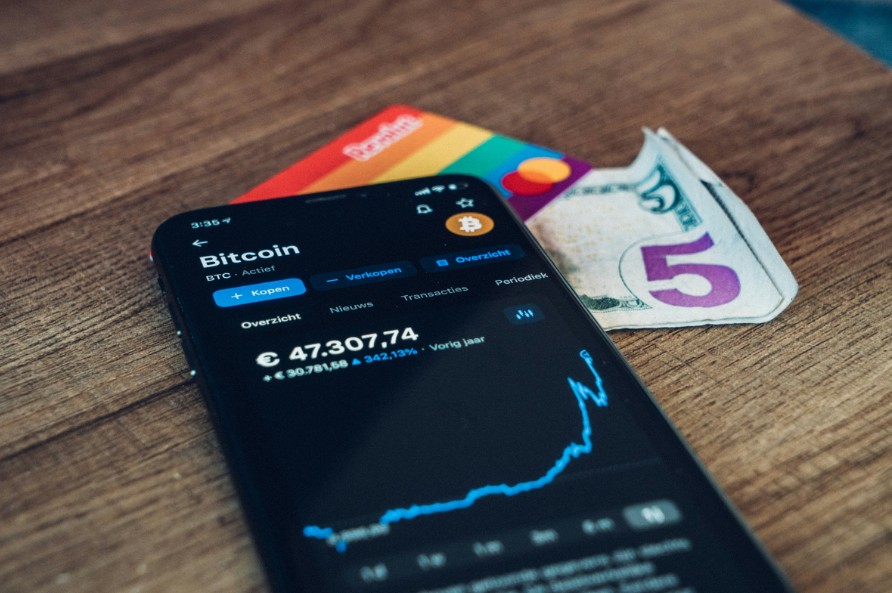 Como funciona mercado de futuros cripto