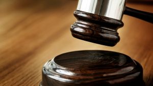 Martelo da justiça Criptojud bloqueio