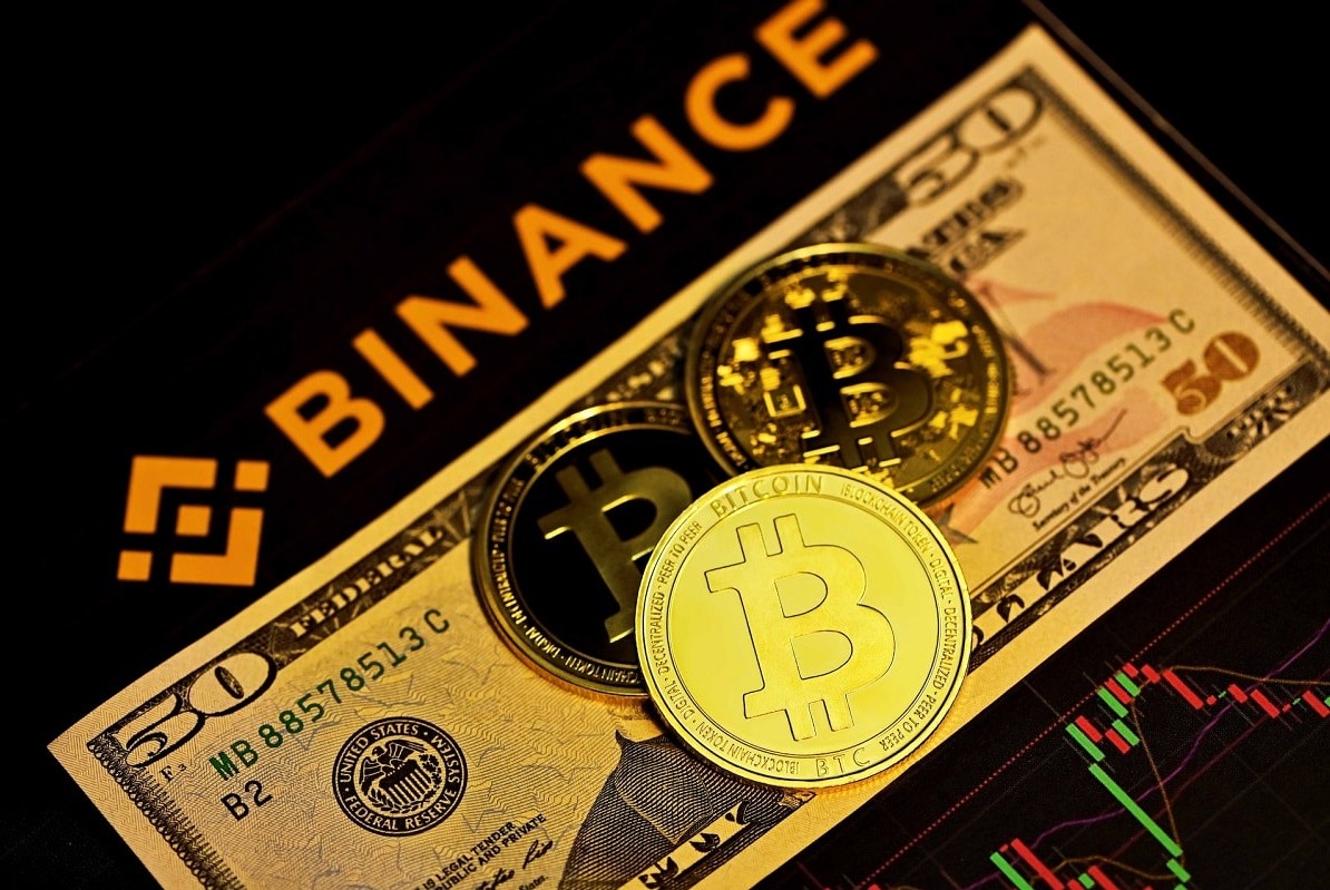 Binance e criptomoedas.