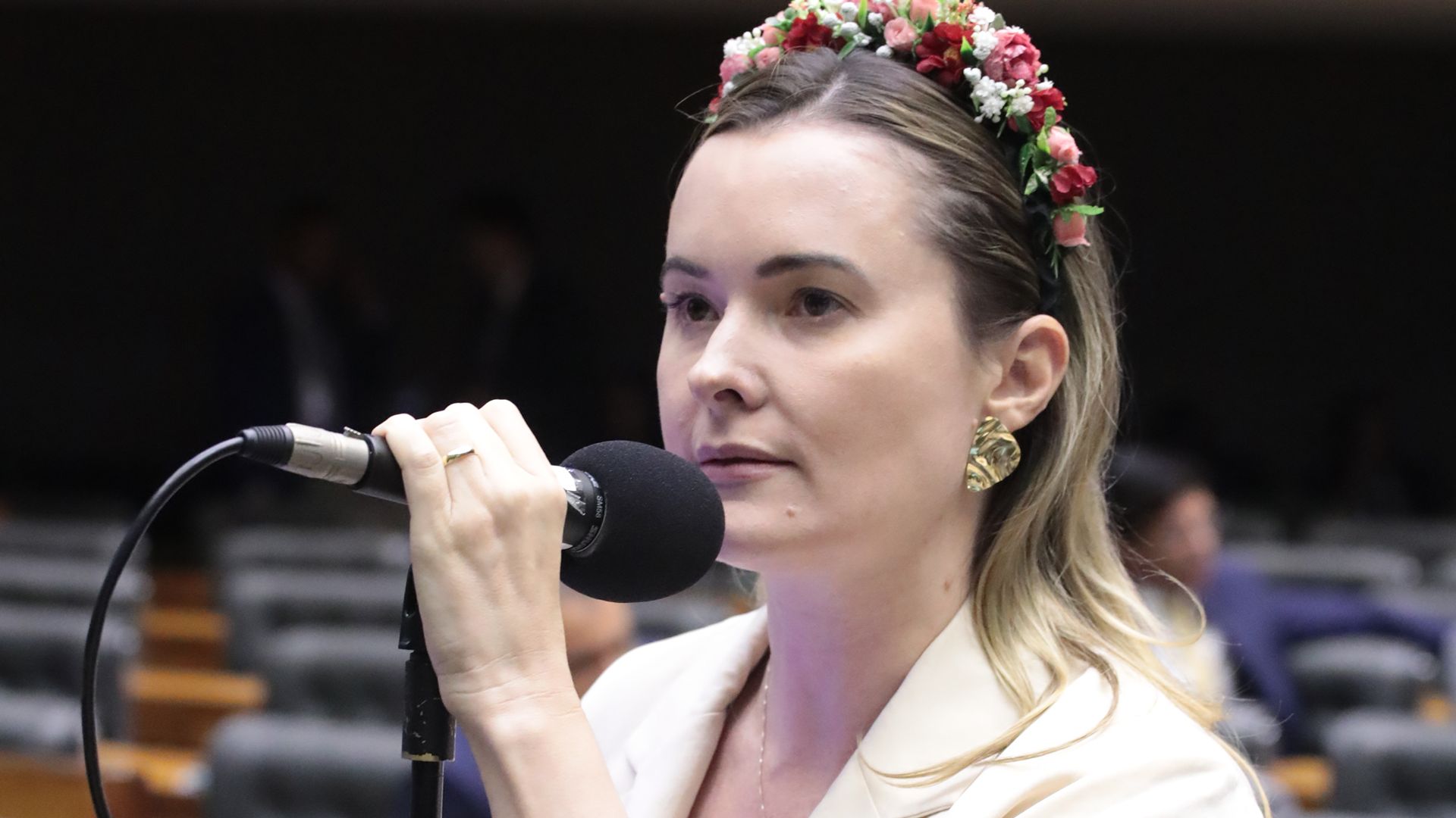 Deputada Julia Zanatta na Câmara receita federal criptomoedas