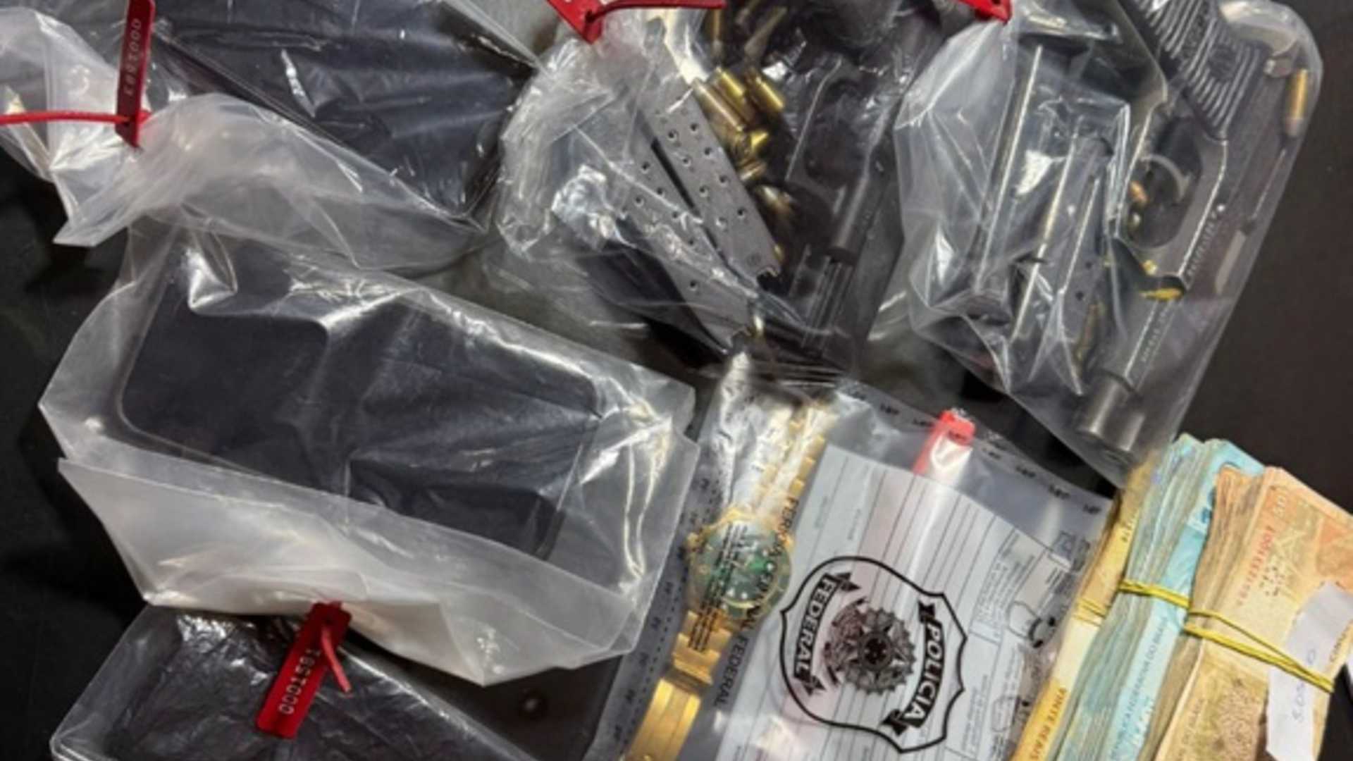 Apreensão da PF mirando policiais civis do Rio de Janeiro STF bloquear criptomoedas de policiais