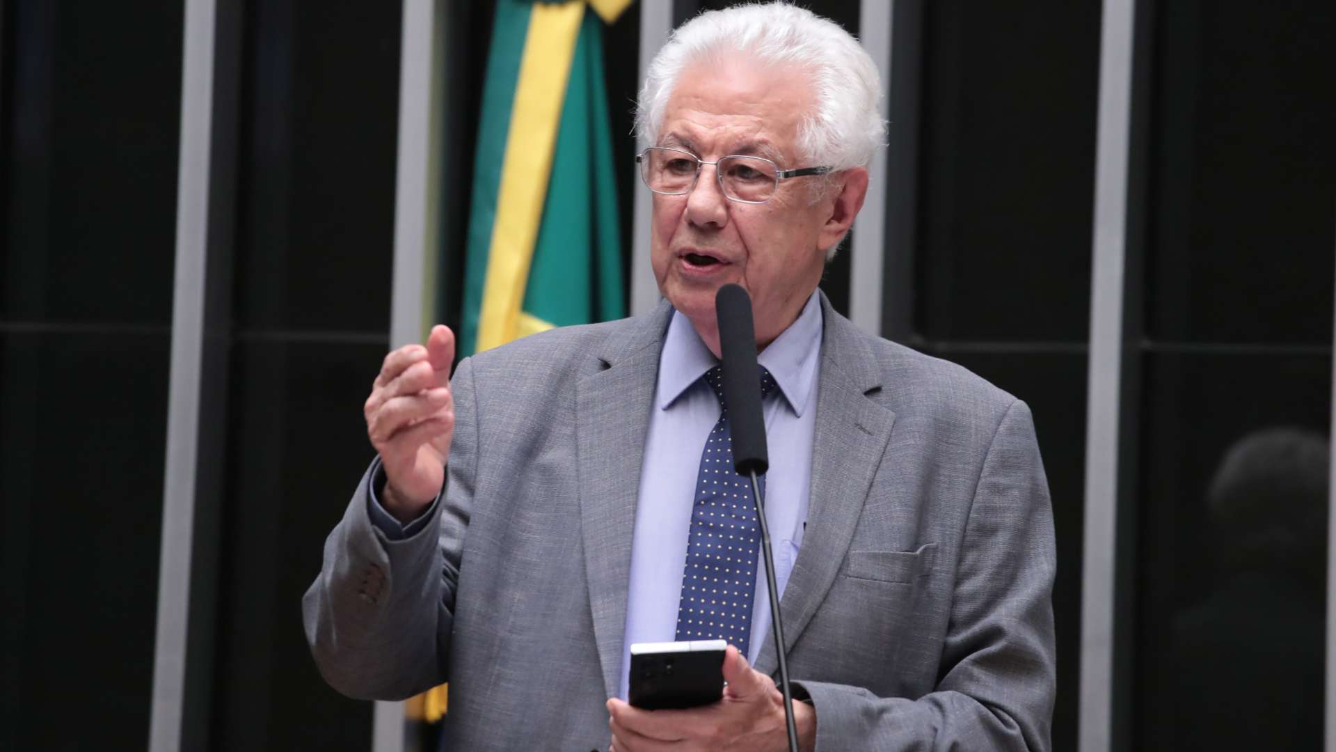 Deputado Arlindo Chinaglia do PT em São Paulo