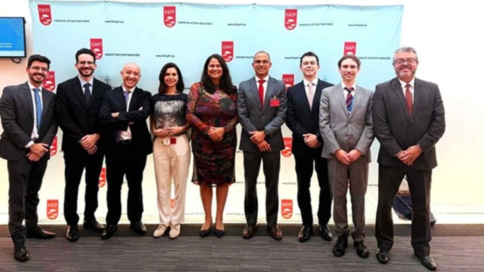 Comitiva do Coaf em reunião do GaFi