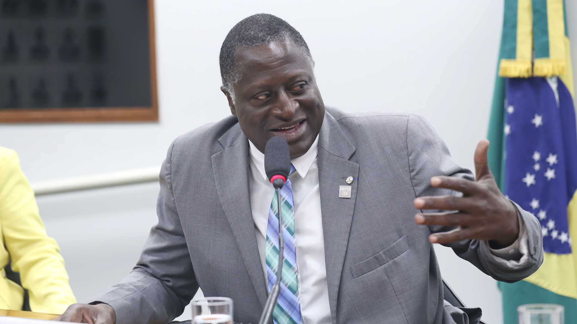 Kayo Magalhães / Câmara dos Deputados Deputado aponta crise diplomática com tarifaço dos Estados Unidos e questiona segurança do mercado de criptomoedas e Pix