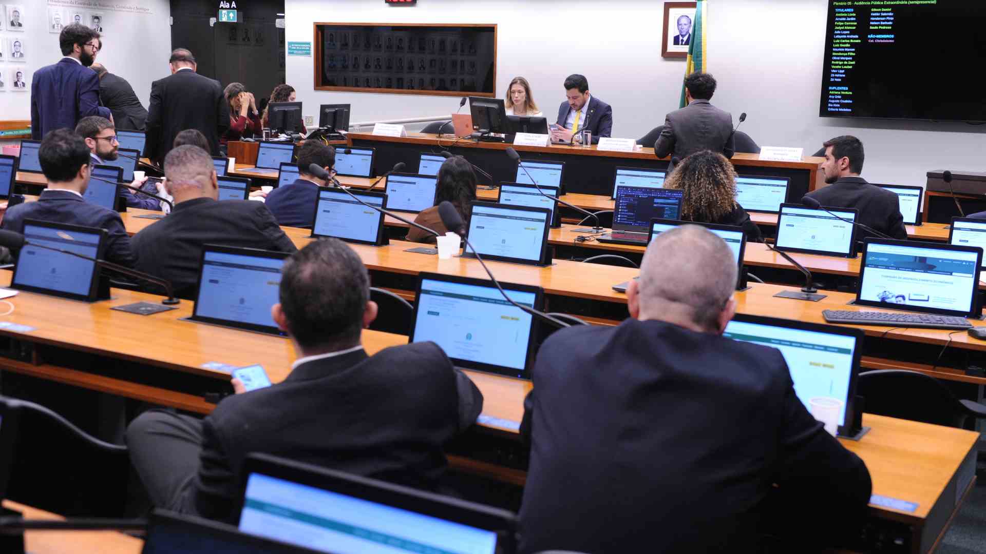 Audiência pública sobre stablecoins na Câmara