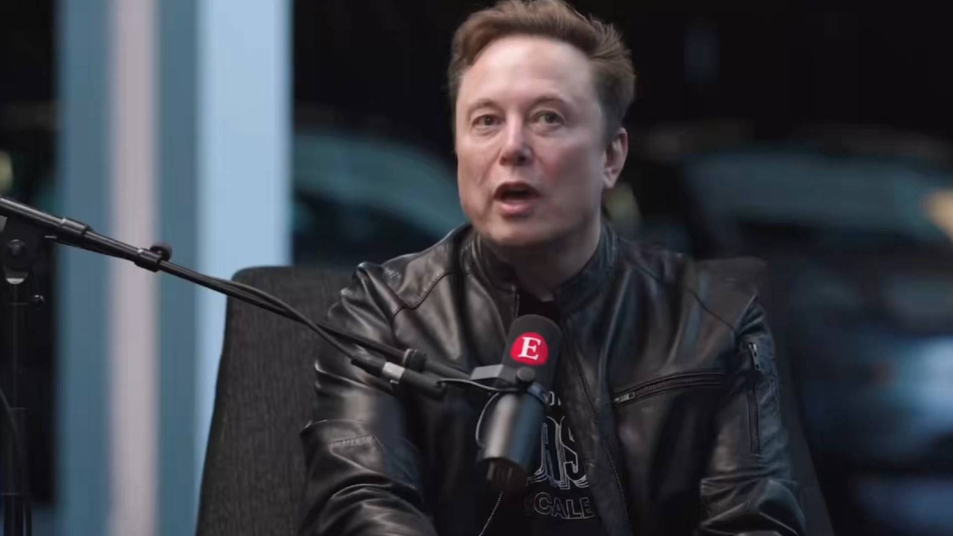 Elon Musk em entrevista