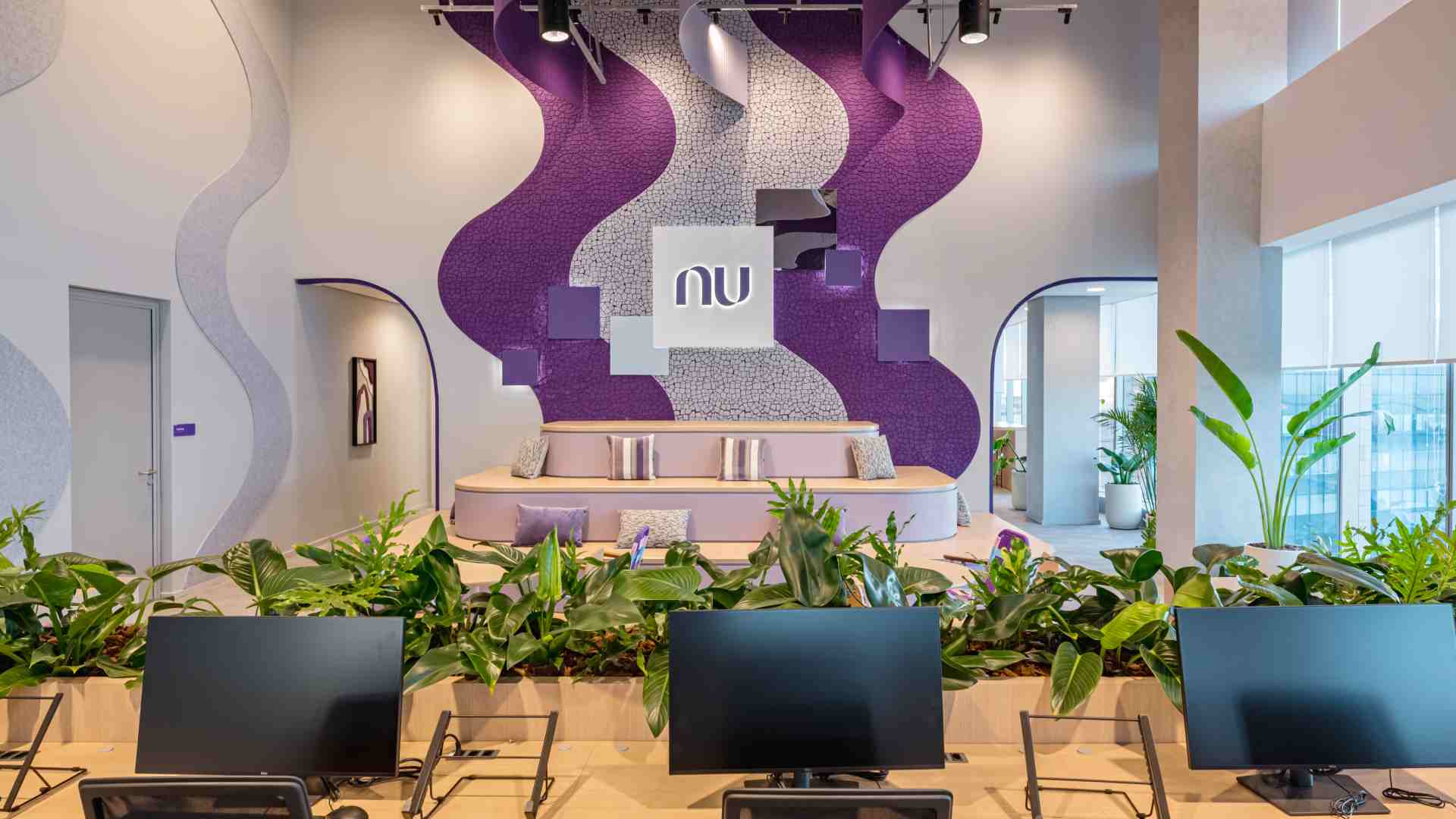 Sede do Nubank no Rio de Janeiro Nubank cria conta global com acesso facilitado a stablecoins, bitcoin e outras criptomoedas