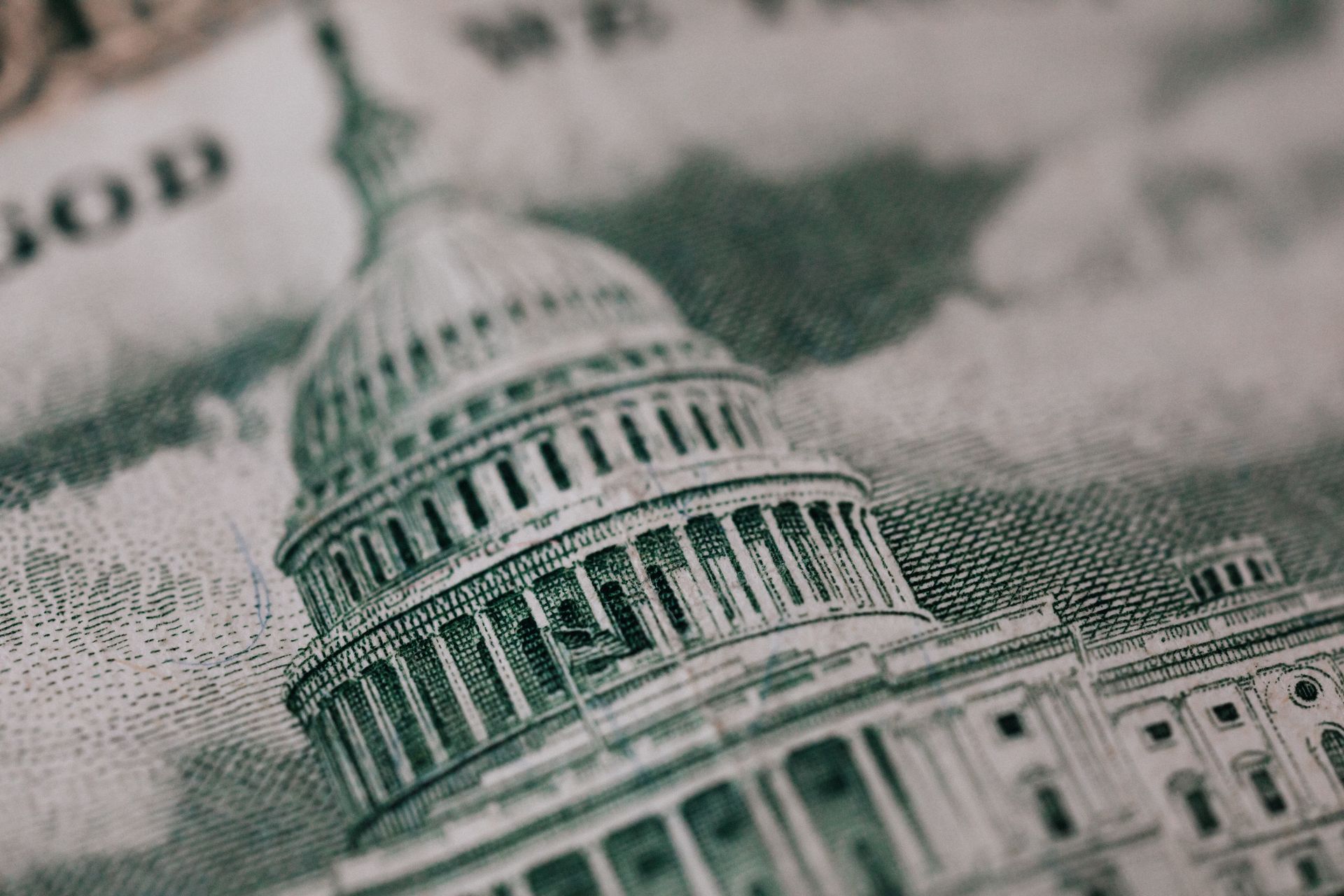 Capitólio americano em nota de dólar